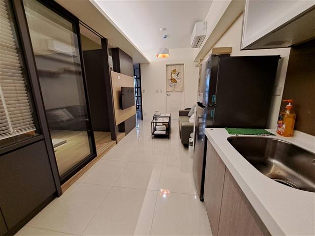 高雄租屋 - #新興區#美麗島捷運 #信義國小捷運