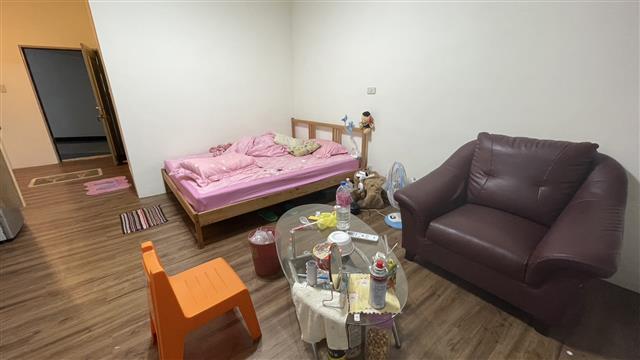 高雄租屋 - 💡Khouse家政婦上線囉💡無良房客留下滿屋垃圾衣物，不告而別！怎麼辦？