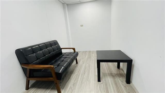 高雄租屋 - #鳥松區#本館路#可補貼#全新裝修#屋況佳#使用空間大#1F