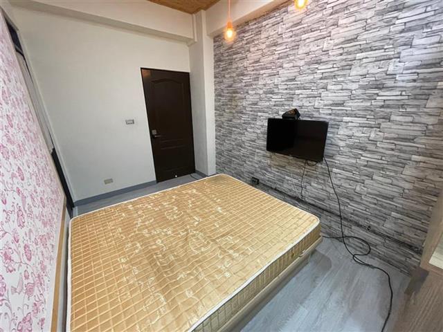 高雄租屋 - #前金區#愛河#捷運#中山大學#民宿風#陽台#南台路