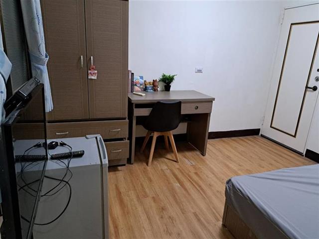 高雄租屋 - #高醫 #瑞豐夜市 #高科大 #學生套房 #可租補 #吉林2C