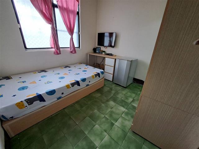 高雄租屋 - 租屋大小事 交給Khouse #鳳山區 #文橫商圈 #地點好 #生活機能佳 #公寓套房D